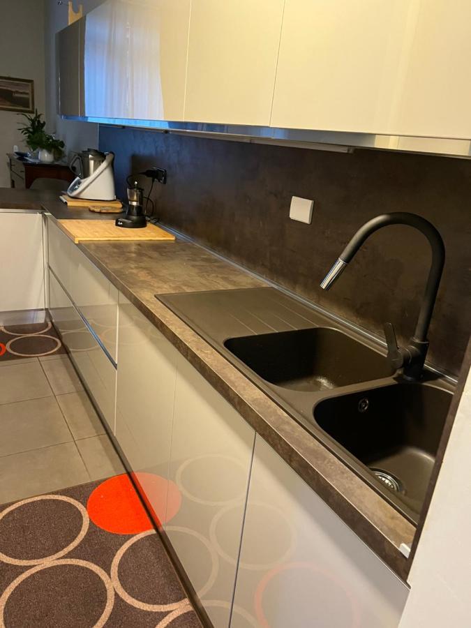 Casa Silli Apartment Пинероло Екстериор снимка